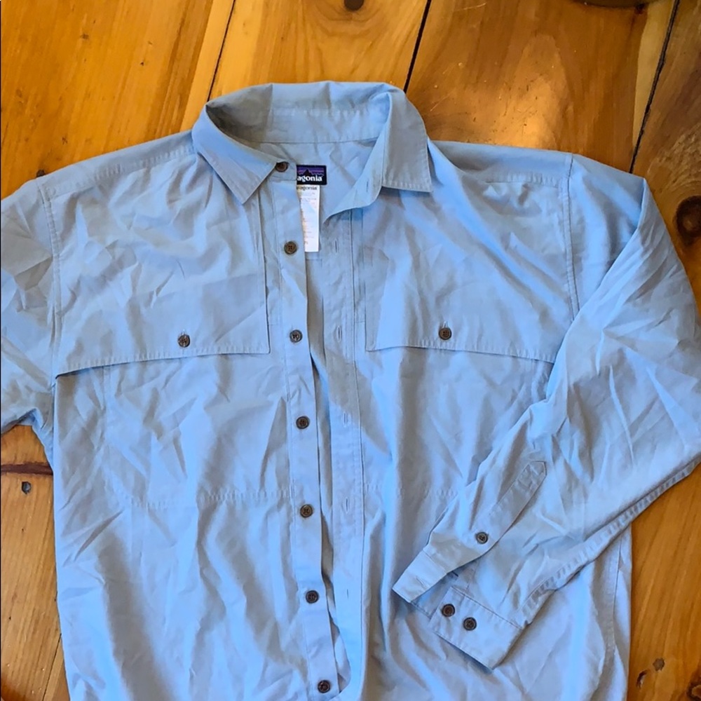 Patagonia men’s utility button down